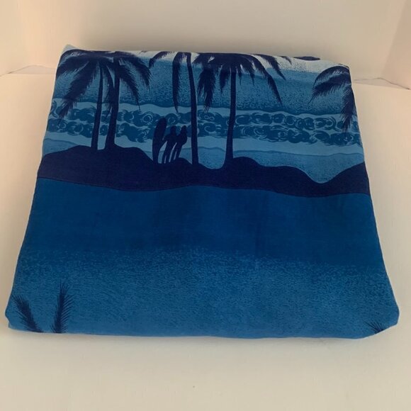 Roundy Bay Coastal Blue Tropical Sarong 59" x 46" - Picture 4 of 6